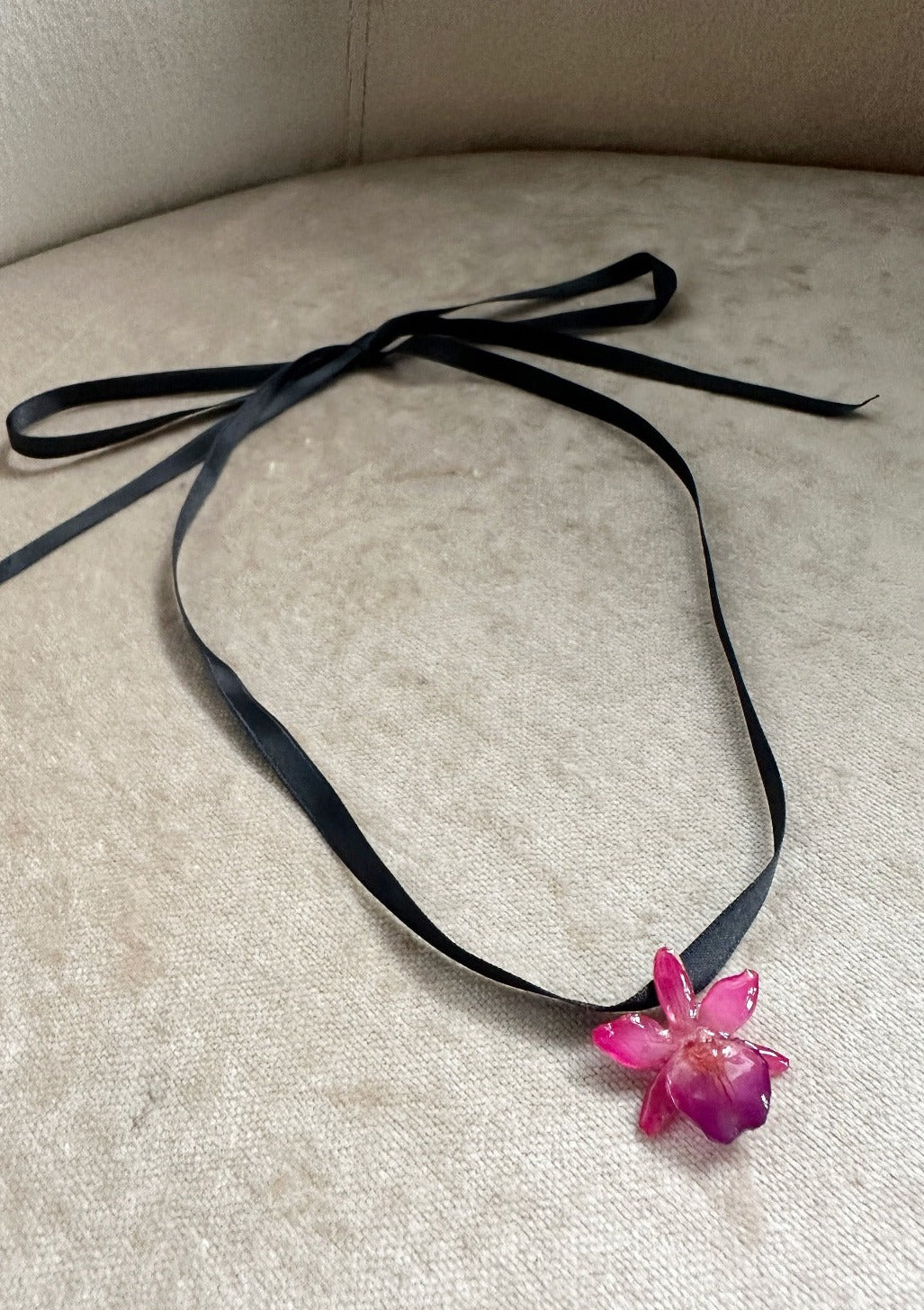 Mini Juice Pink Orchid Choker