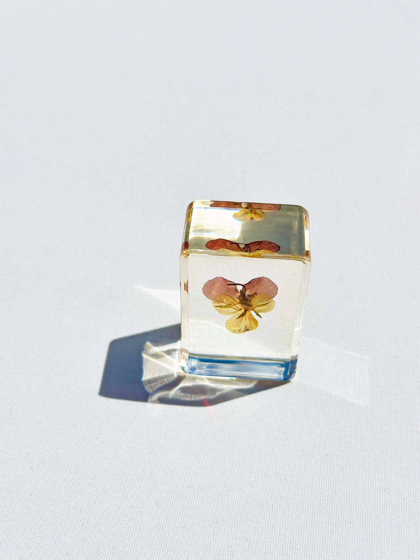 Mini Pansy Crystal