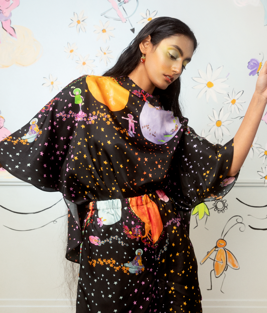 Floatkerchief Top in Good Girls Go to Mars