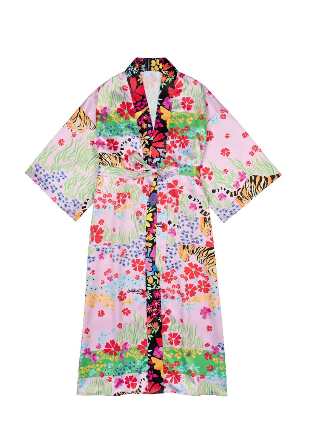 The robe that does it all, our R23 Oracle Robe features both Tiger Blooms and Wonderland Flora prints for a joyful, sartorial eruption of color.