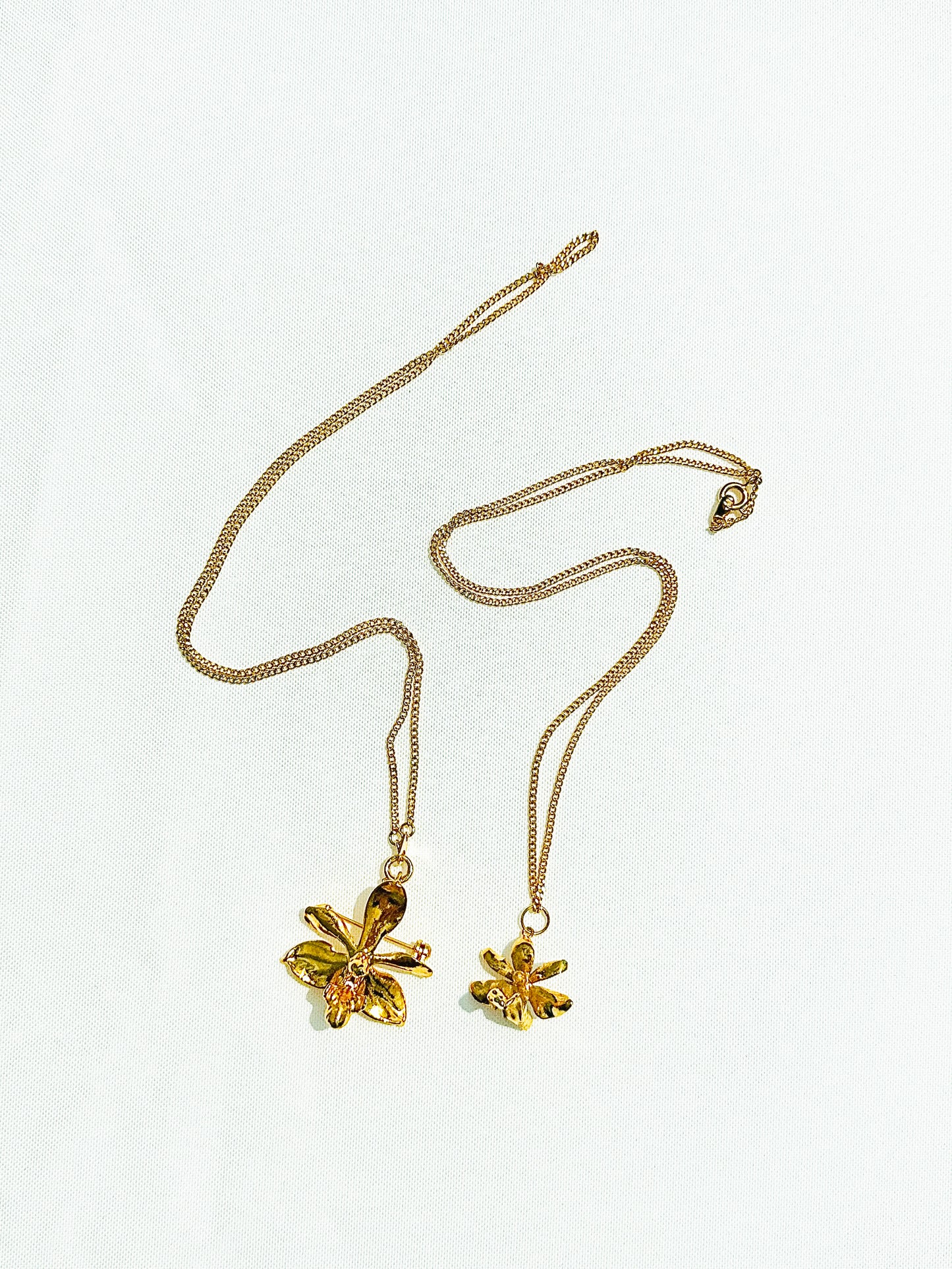 24k Electroplated Orchid Necklace/Brooch [Vintage]